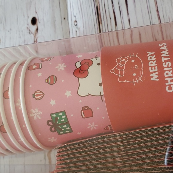 🆕️ CUTE SANRIO HELLO KITTY CHRISTMAS HOT CUP SET ☕️🎄 - Picture 4 of 7